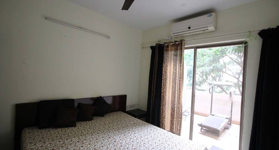 Shree Balaji  Service Apartments  Viman Nagar - 2, Pune 3